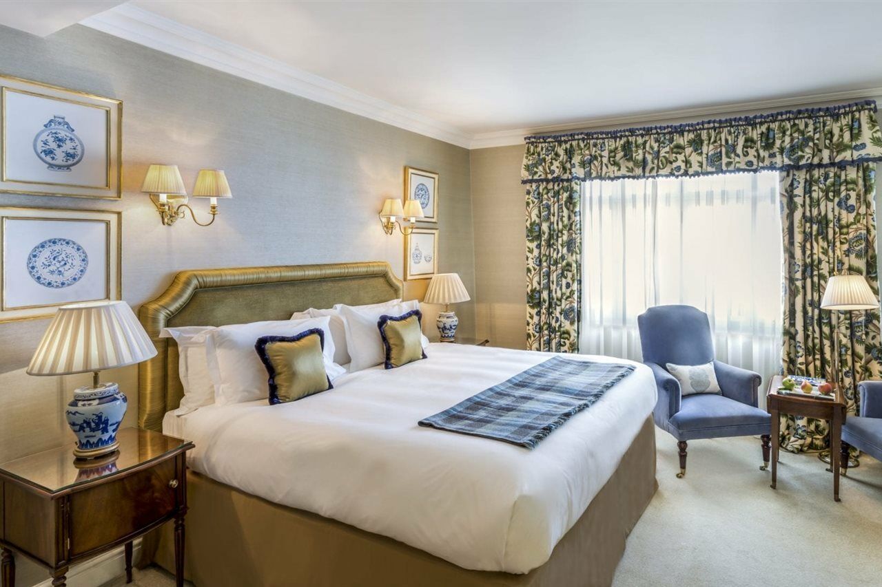Готель The Stafford Лондон Екстер'єр фото A bedroom at the hotel
